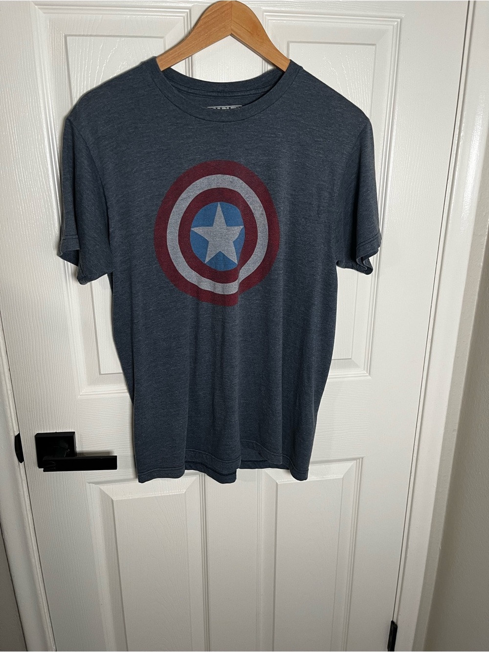 Marvel Men's Navy Short-Sleeve Captain America